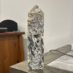 2.9 lb Sphalerite sparkly Tower